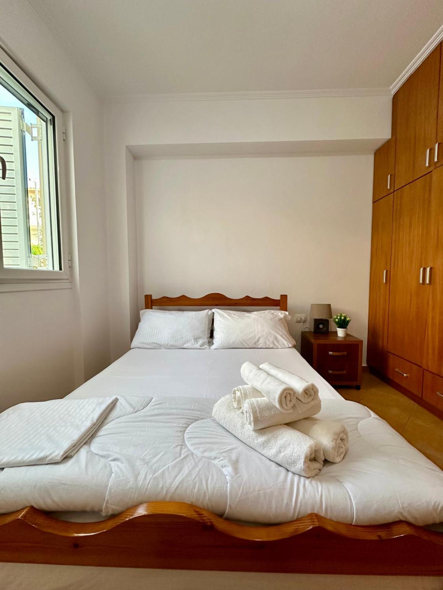 Fane'S Apartments Himare Ngoại thất bức ảnh