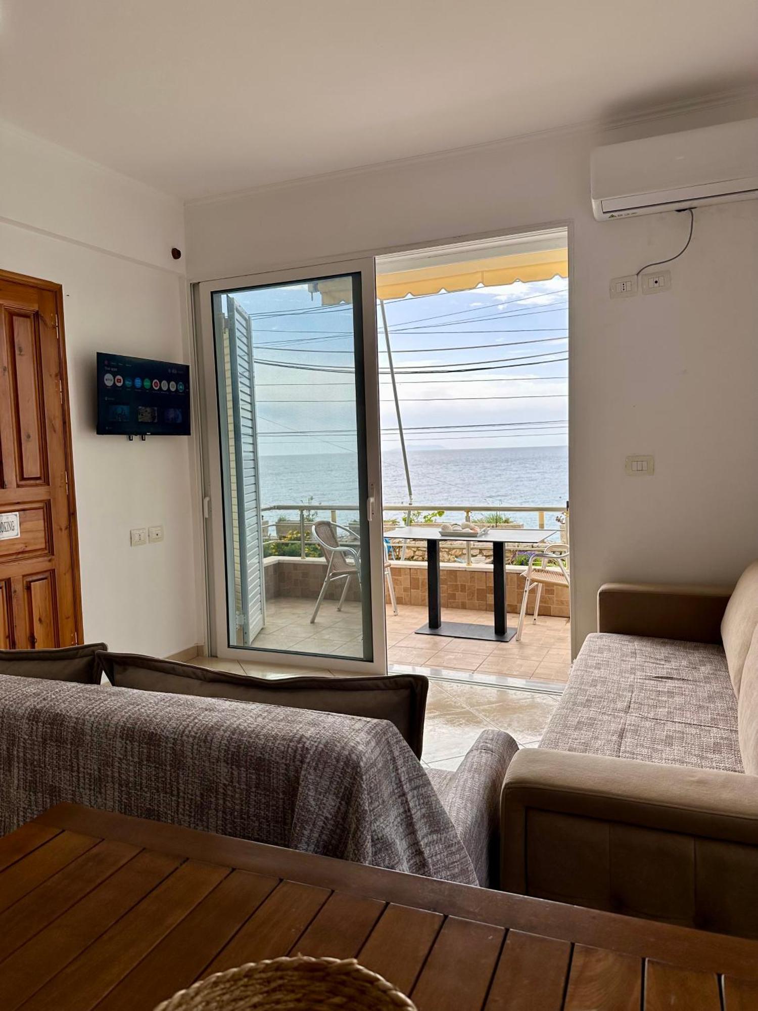 Fane'S Apartments Himare Ngoại thất bức ảnh