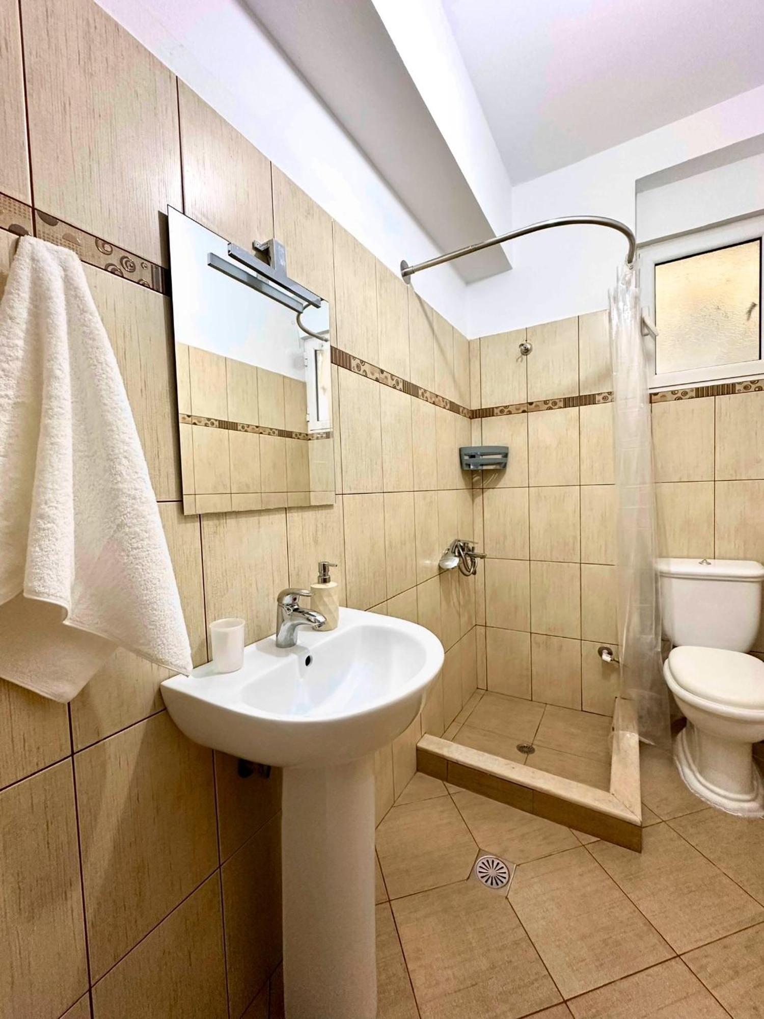 Fane'S Apartments Himare Ngoại thất bức ảnh